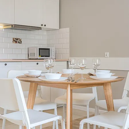 Apartament 17